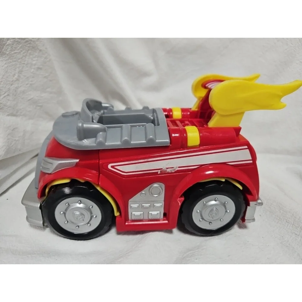 Paw Patrol Mighty Pups Deluxe Vehicle‎ Marshall Fire Truck